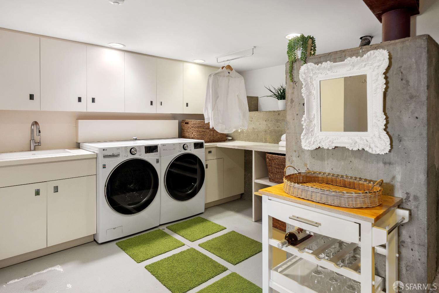 Detail Gallery Image 37 of 50 For 341 Lombard St, San Francisco,  CA 94133 - 4 Beds | 3/1 Baths