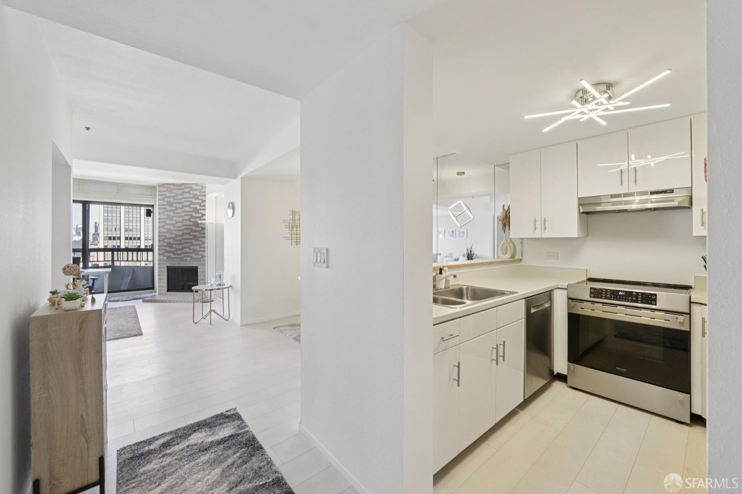 Detail Gallery Image 11 of 47 For 601 Van Ness Ave #1112,  San Francisco,  CA 94102 - 1 Beds | 1 Baths