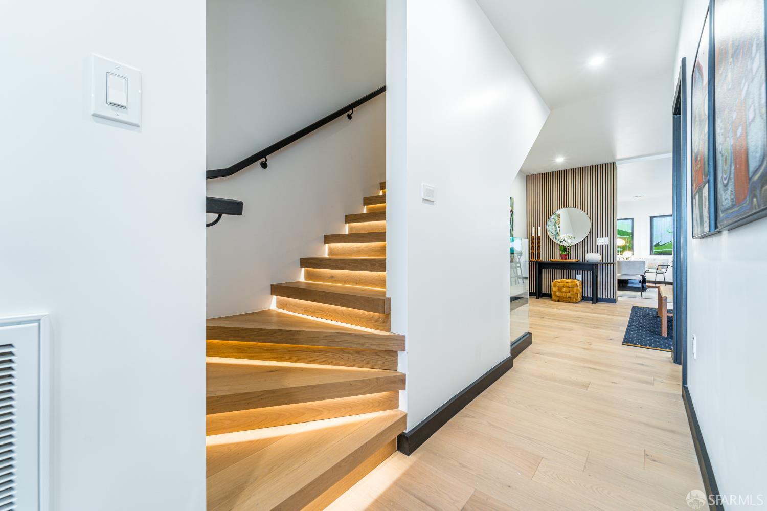 Detail Gallery Image 29 of 85 For 165 Valparaiso St, San Francisco,  CA 94133 - 4 Beds | 3 Baths