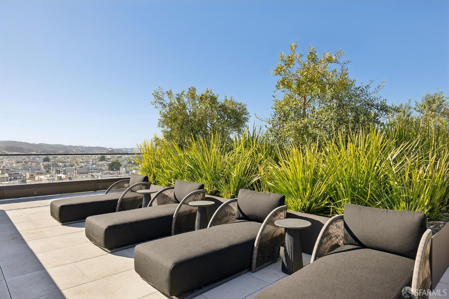 Detail Gallery Image 37 of 45 For 2525 Van Ness Ave #604,  San Francisco,  CA 94109 - 2 Beds | 2/1 Baths