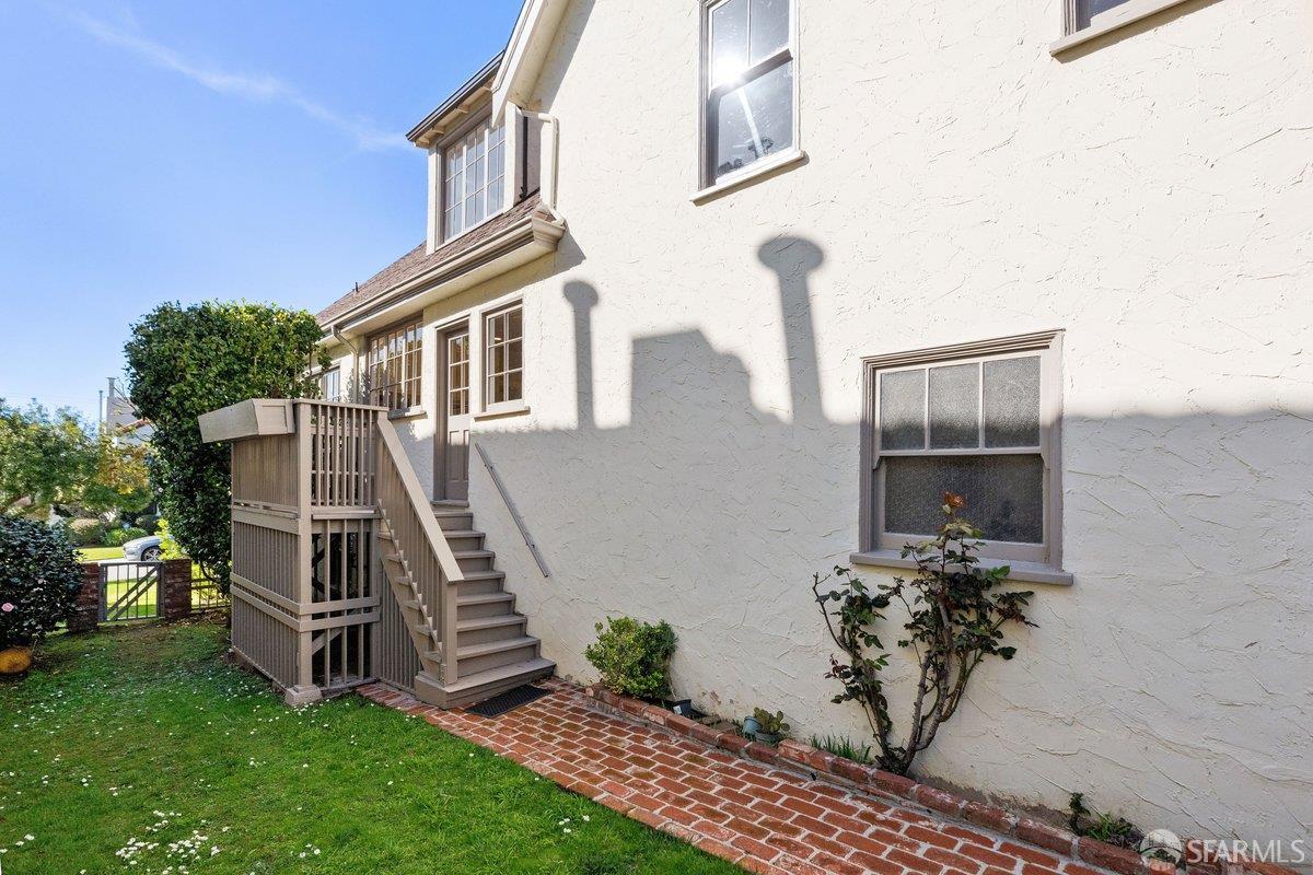 Detail Gallery Image 38 of 50 For 333 San Benito Way, San Francisco,  CA 94127 - 4 Beds | 3 Baths