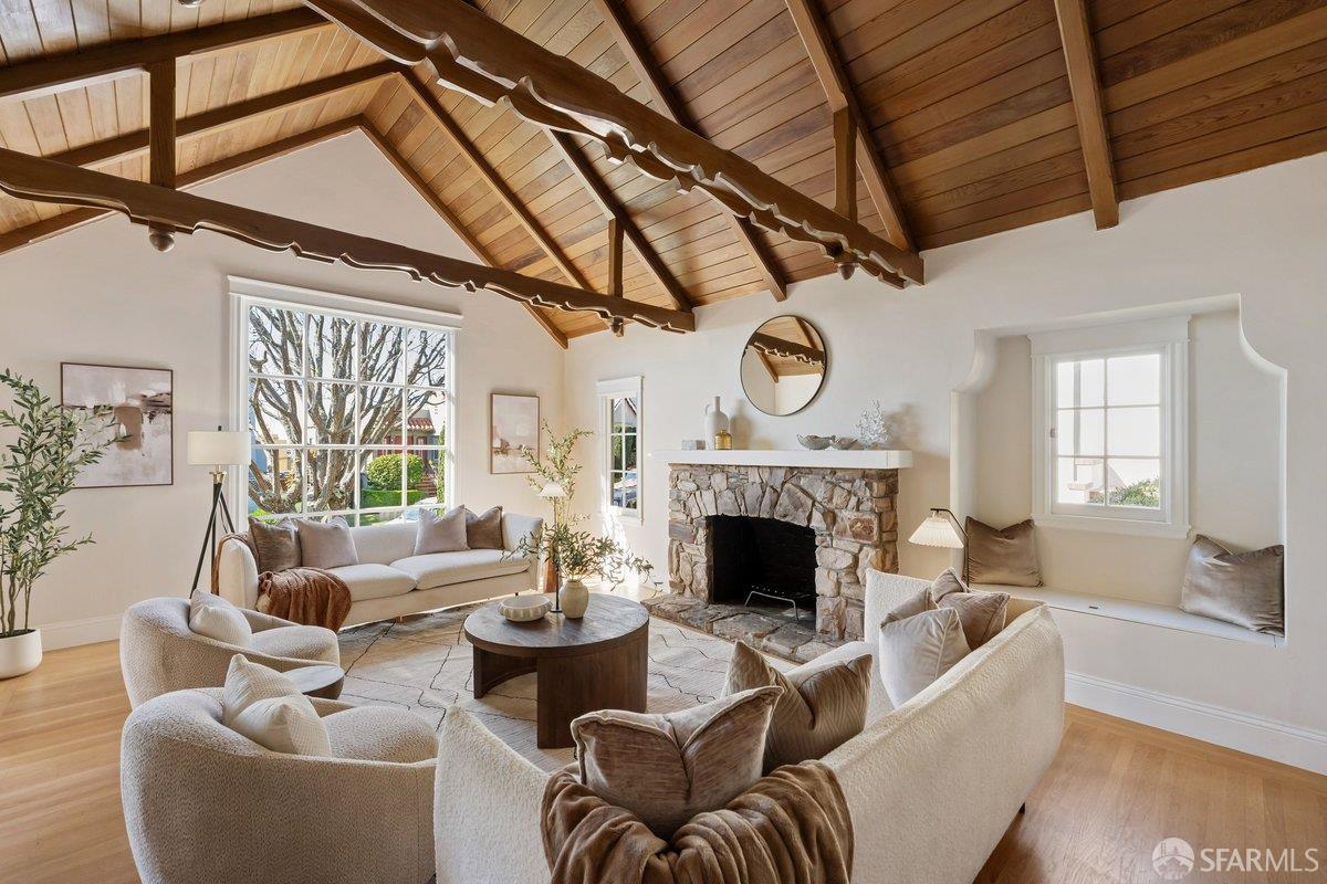 Detail Gallery Image 4 of 50 For 333 San Benito Way, San Francisco,  CA 94127 - 4 Beds | 3 Baths