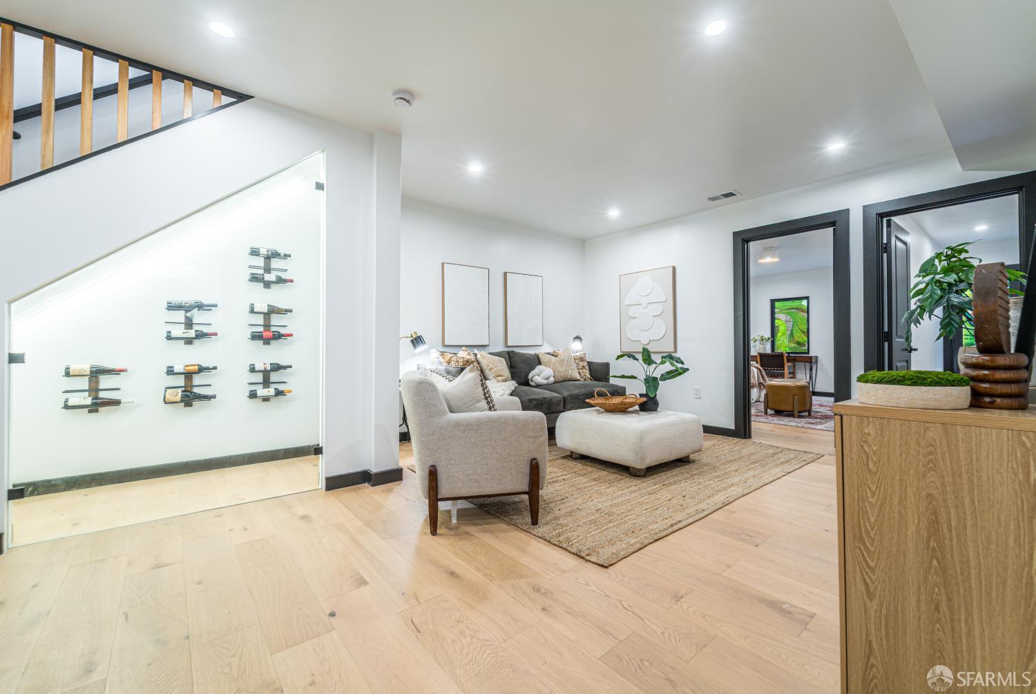 Detail Gallery Image 36 of 85 For 165 Valparaiso St, San Francisco,  CA 94133 - 4 Beds | 3 Baths