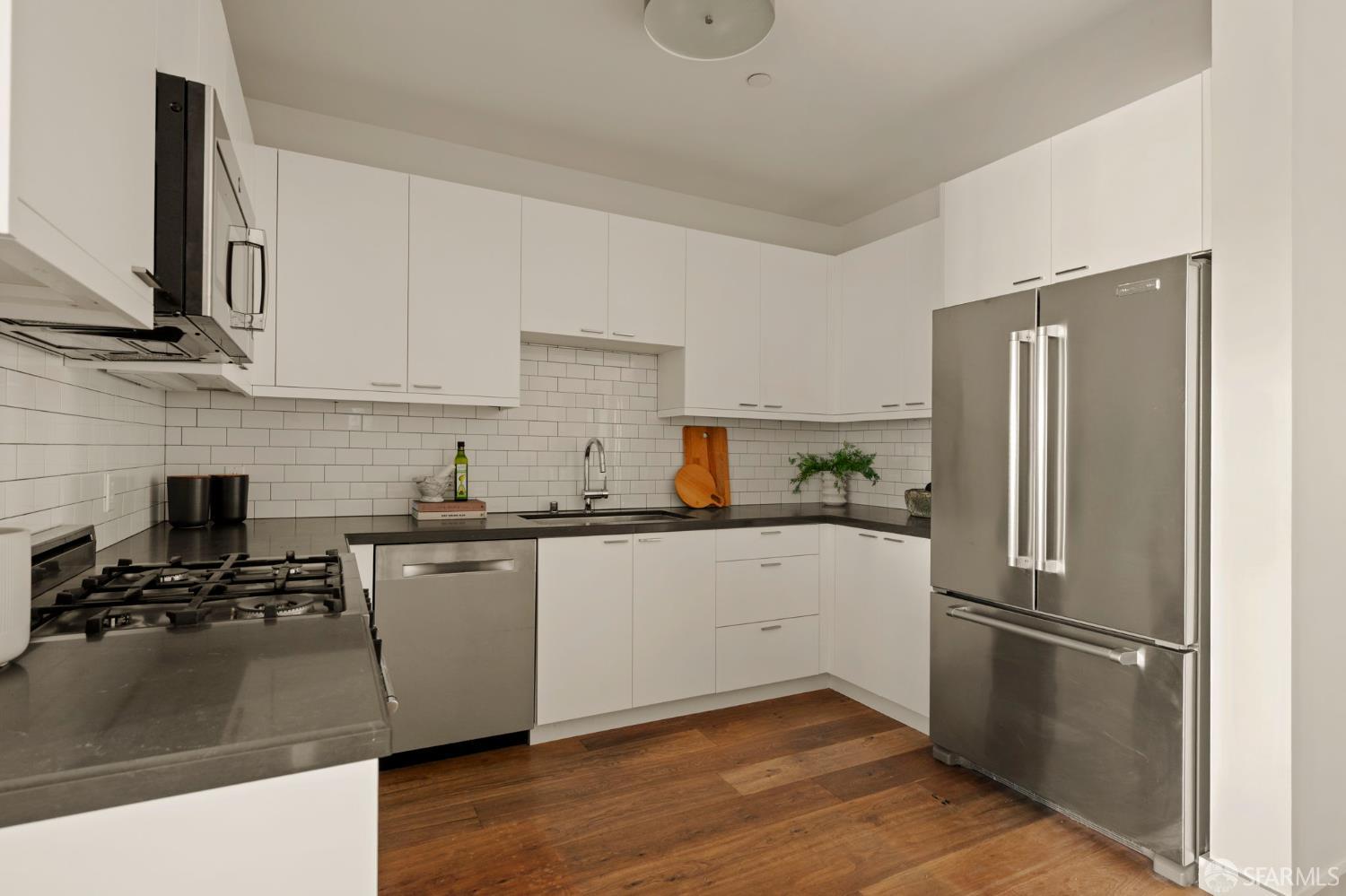 Photo #22: 426111637 Listing: Photo #22