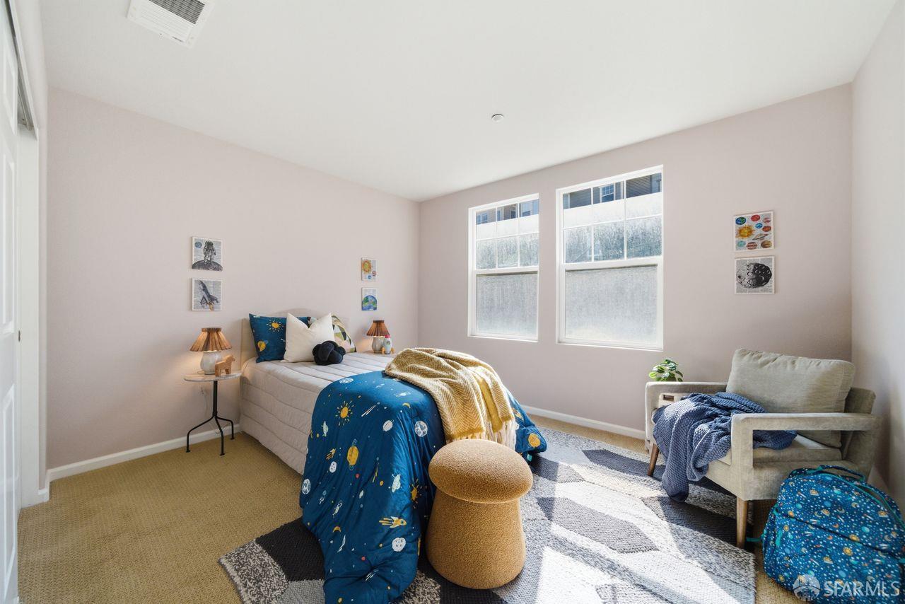 Detail Gallery Image 13 of 40 For 962 Martin Trl, Daly City,  CA 94014 - 4 Beds | 3 Baths