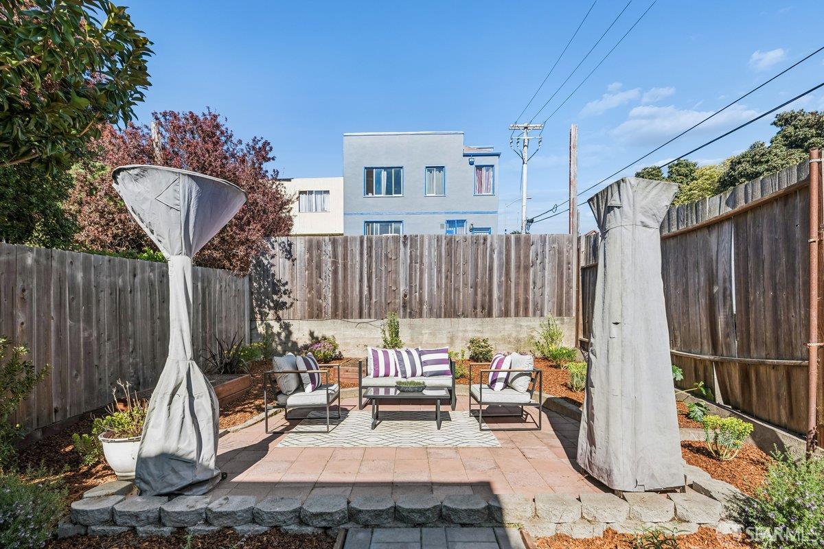 Detail Gallery Image 36 of 40 For 1500 Quesada Ave, San Francisco,  CA 94124 - 2 Beds | 2 Baths