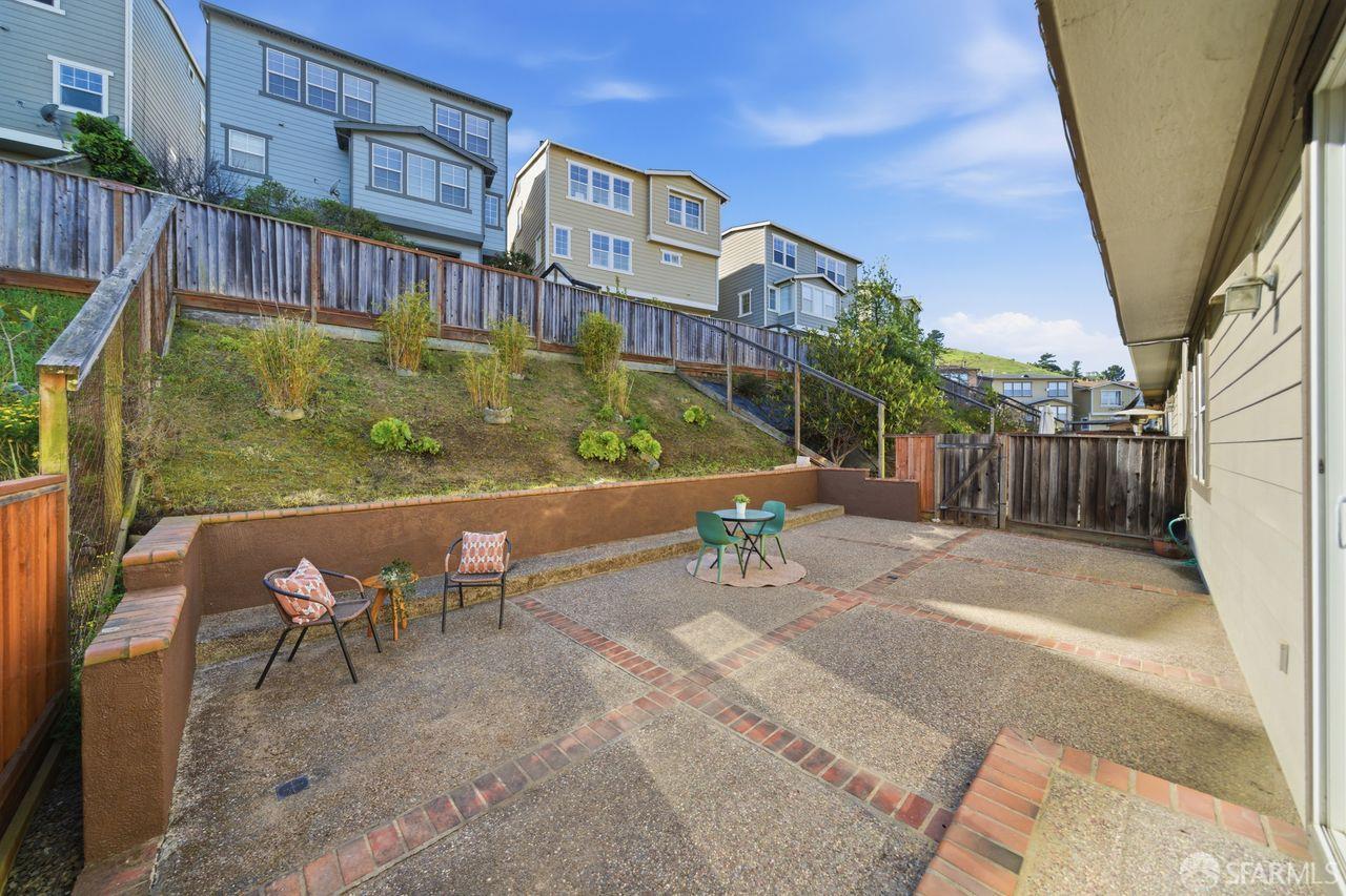 Detail Gallery Image 36 of 40 For 962 Martin Trl, Daly City,  CA 94014 - 4 Beds | 3 Baths