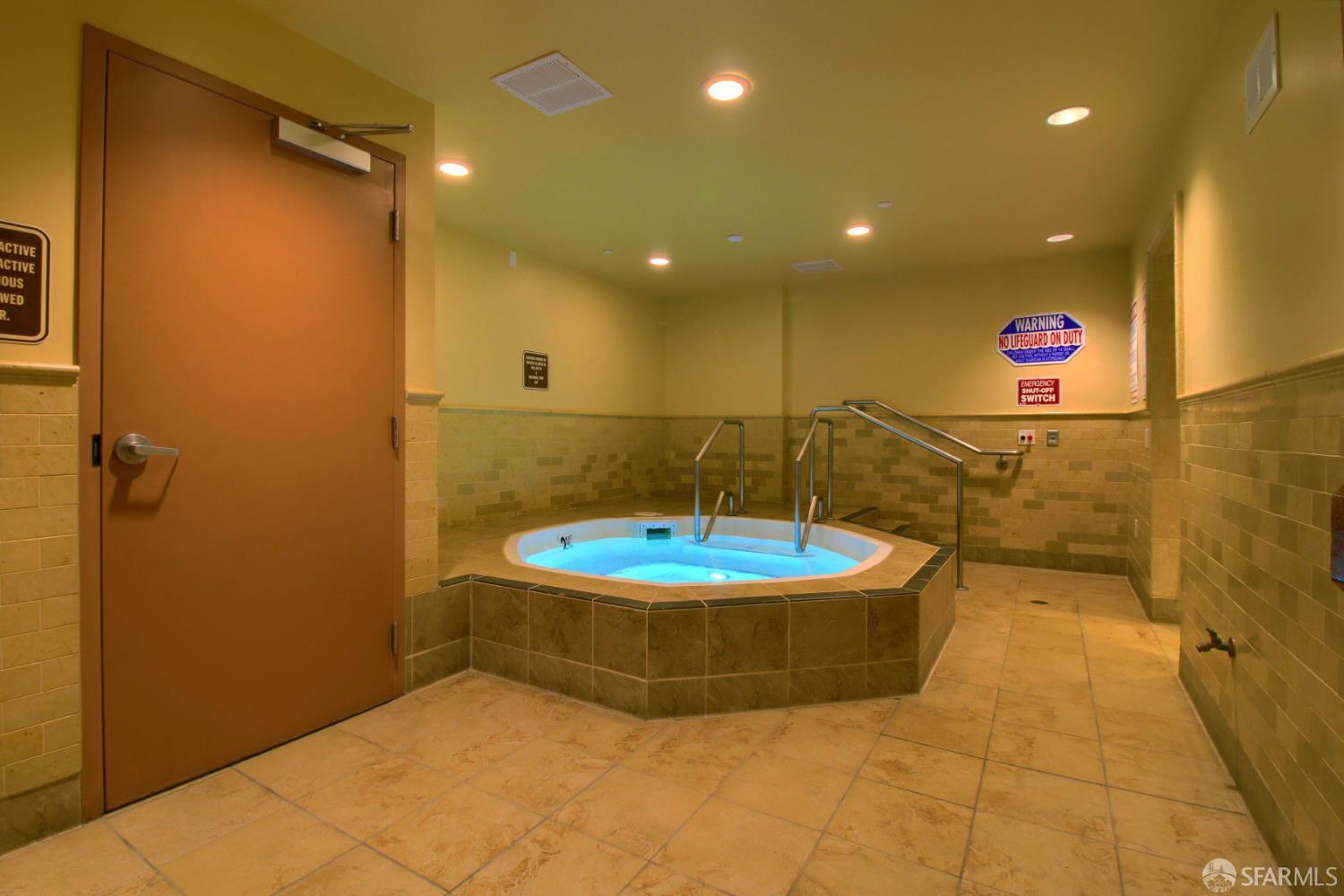 Photo #25: 426111612 Listing: Photo #25