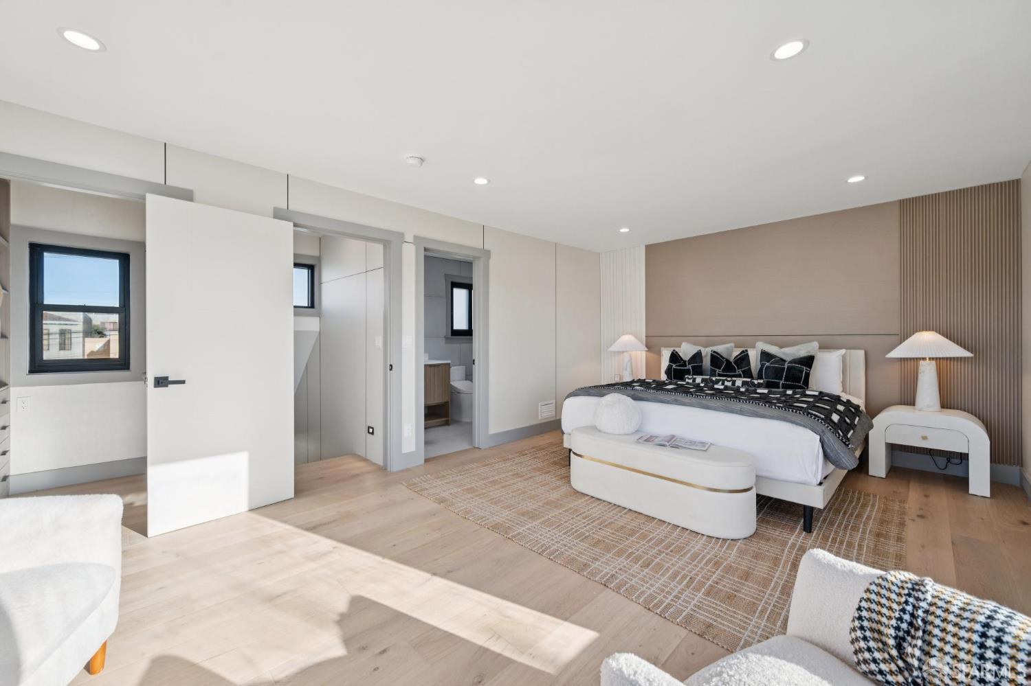 Detail Gallery Image 24 of 72 For 1371 34th Ave, San Francisco,  CA 94122 - 4 Beds | 4 Baths