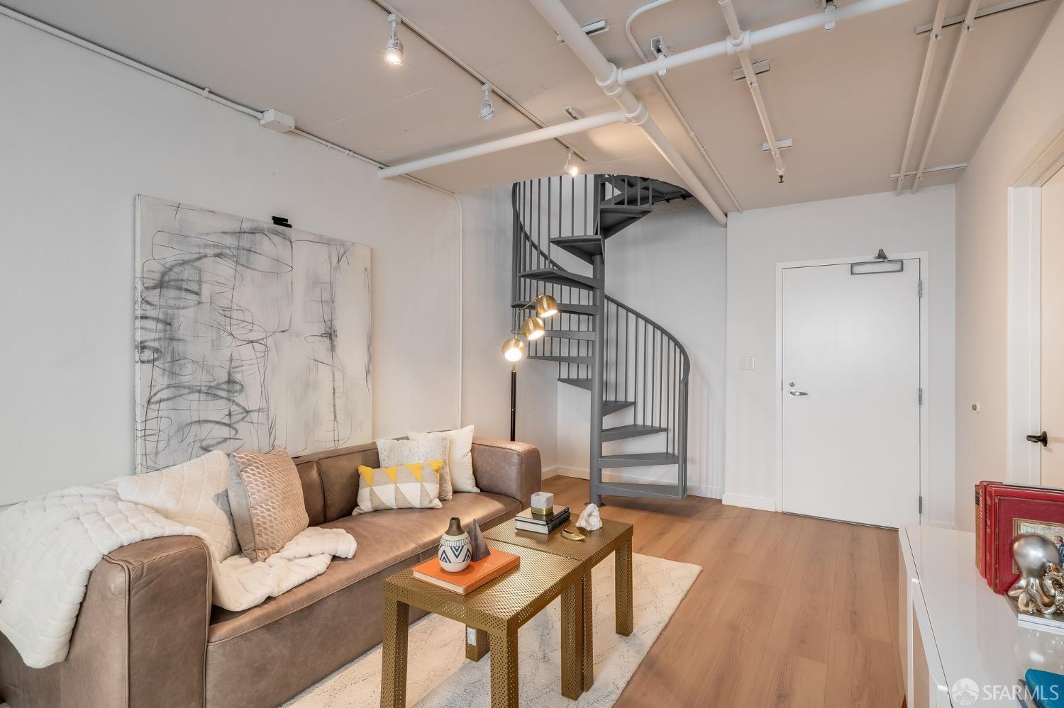 Photo #27: 426111105 Listing: Photo #27