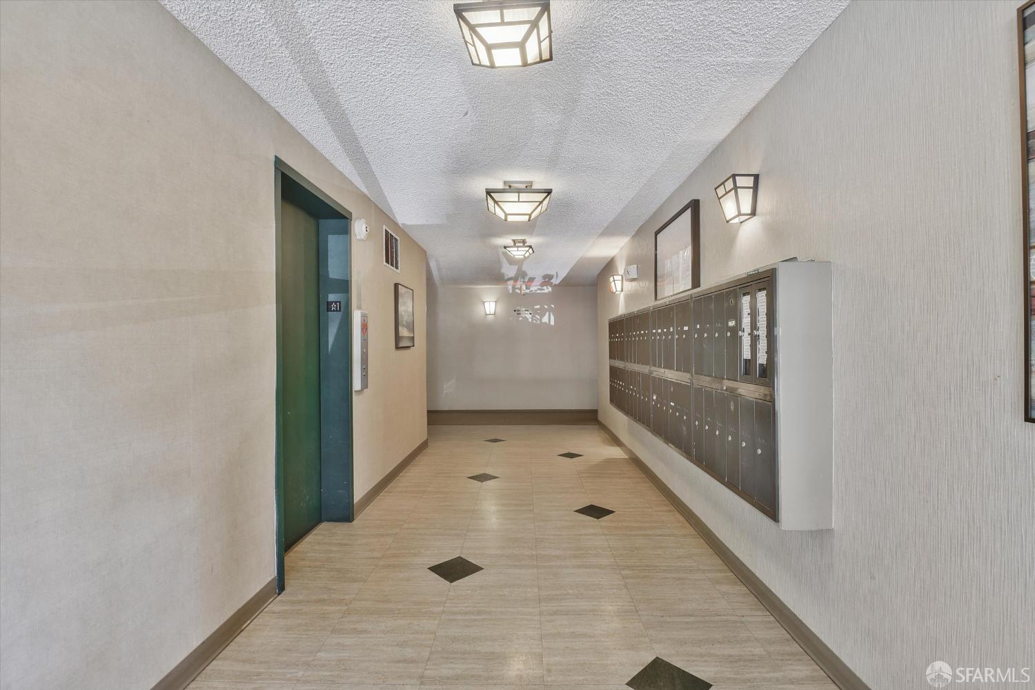 Detail Gallery Image 22 of 44 For 377 Mandarin Dr #105,  Daly City,  CA 94015 - 1 Beds | 1 Baths