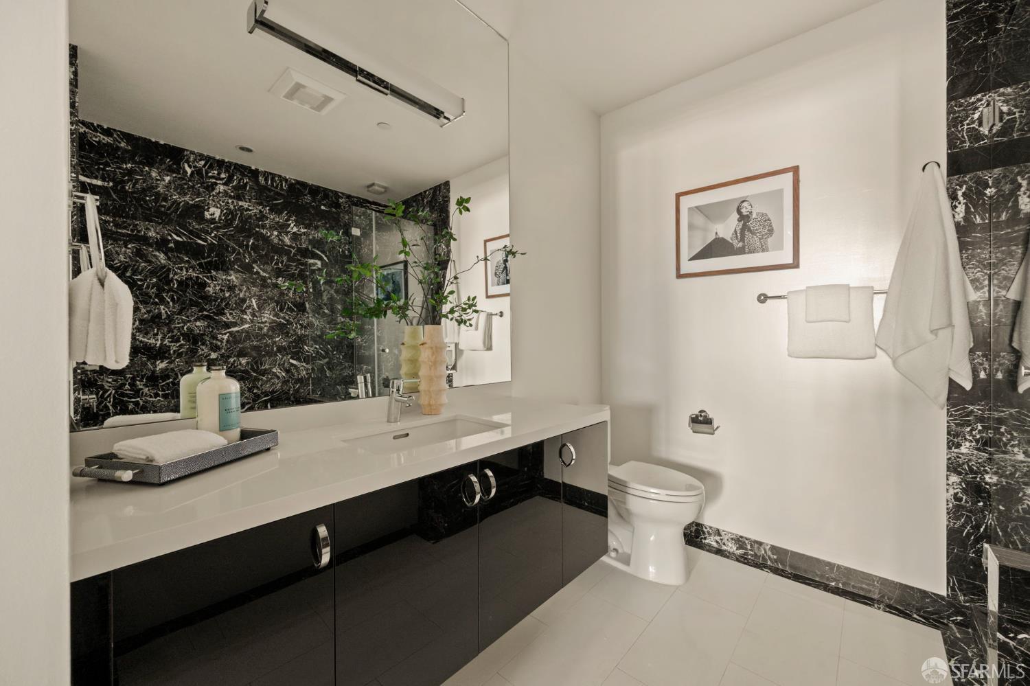 Photo #34: 426111637 Listing: Photo #34