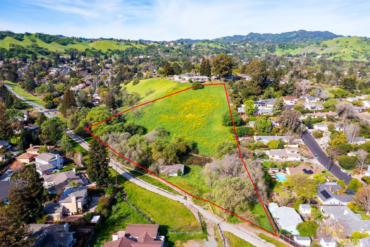 Detail Gallery Image 12 of 17 For 2641 Larkey Ln, Walnut Creek,  CA 94597 - – Beds | – Baths