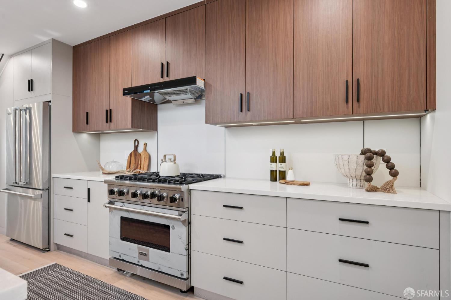 Detail Gallery Image 18 of 72 For 1371 34th Ave, San Francisco,  CA 94122 - 4 Beds | 4 Baths