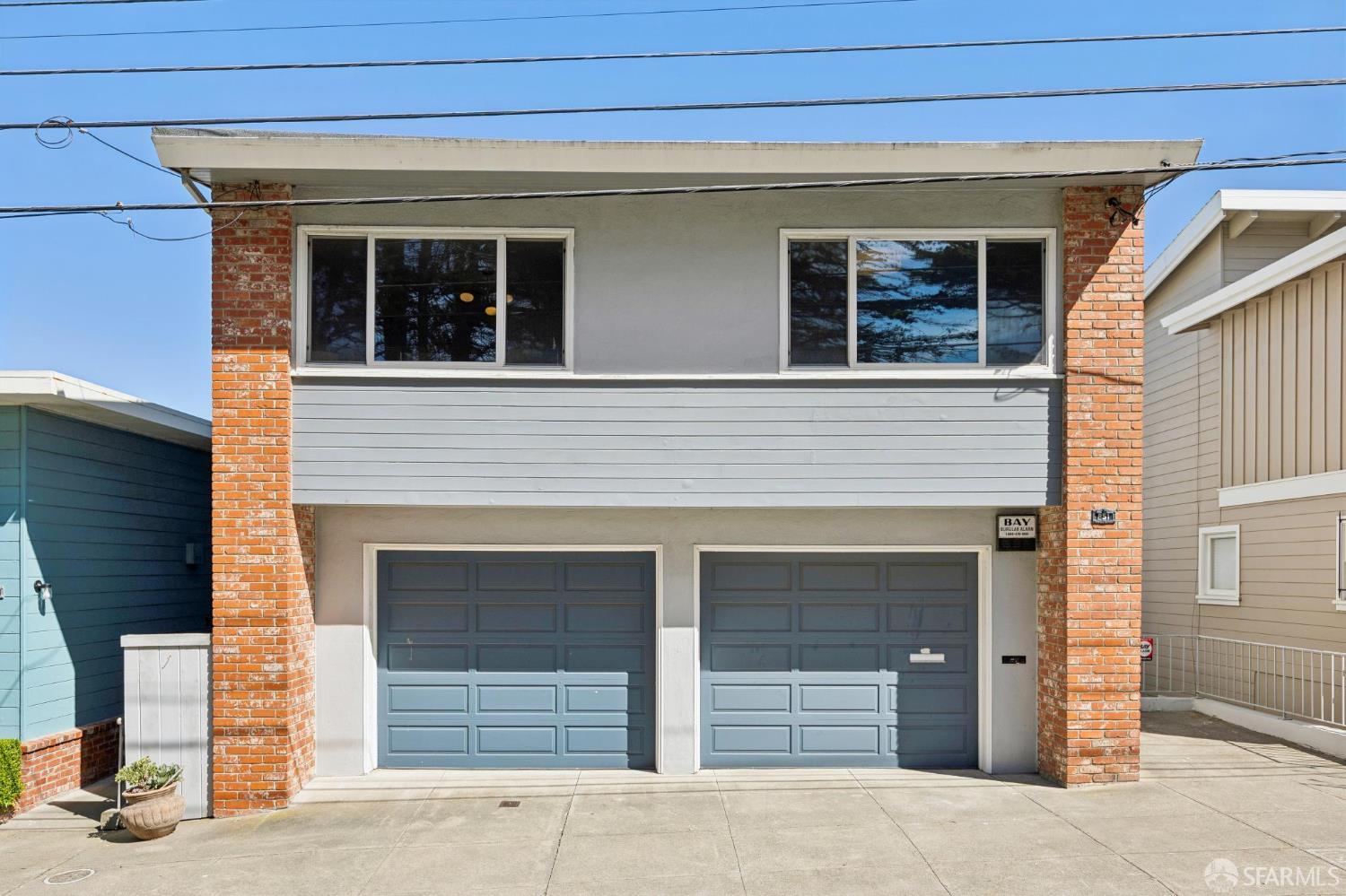 Front Image Thumbnail for SF426111206