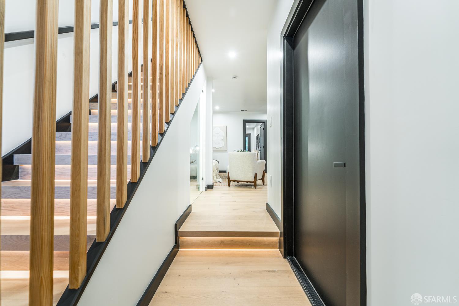 Detail Gallery Image 33 of 85 For 165 Valparaiso St, San Francisco,  CA 94133 - 4 Beds | 3 Baths