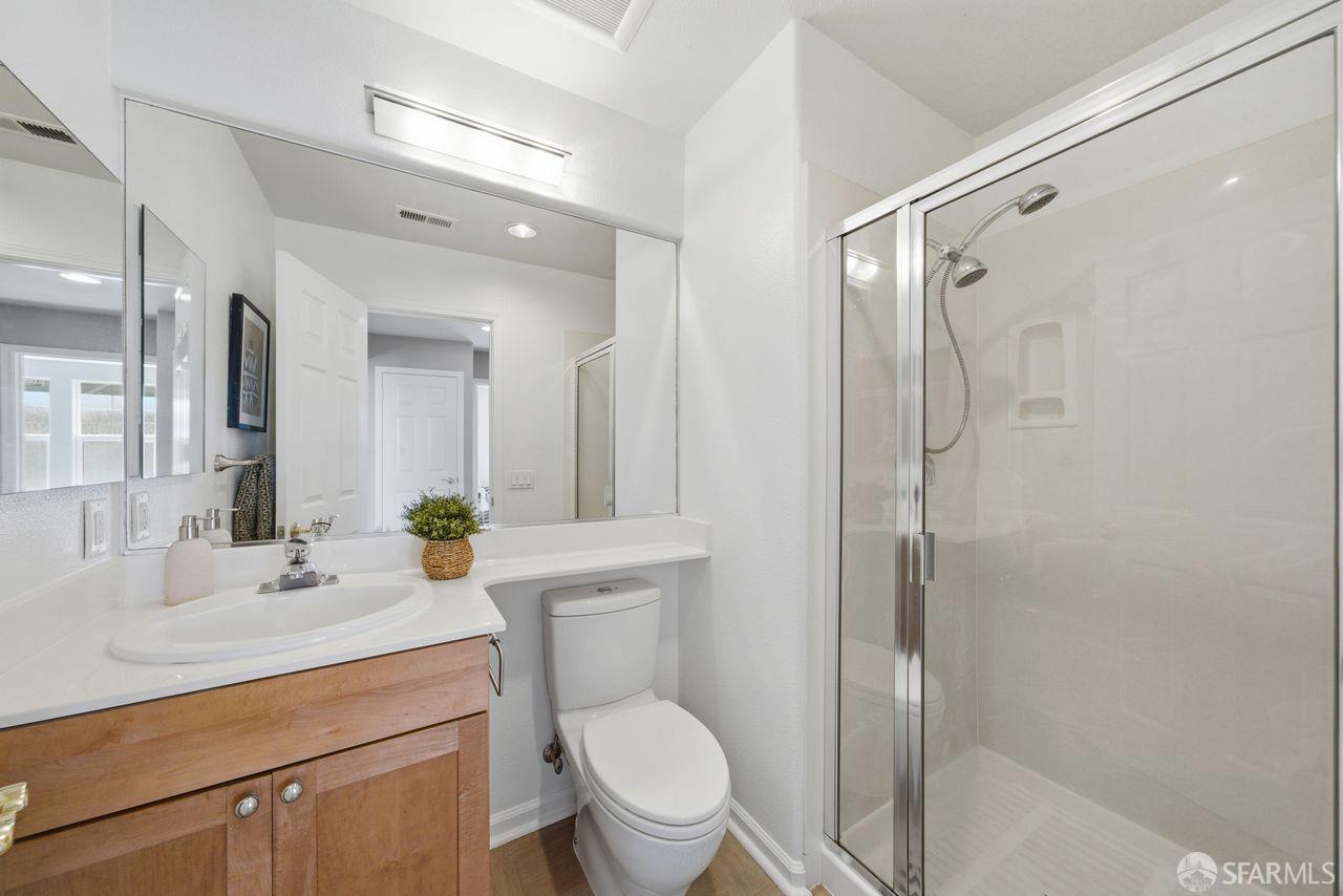 Detail Gallery Image 14 of 40 For 962 Martin Trl, Daly City,  CA 94014 - 4 Beds | 3 Baths