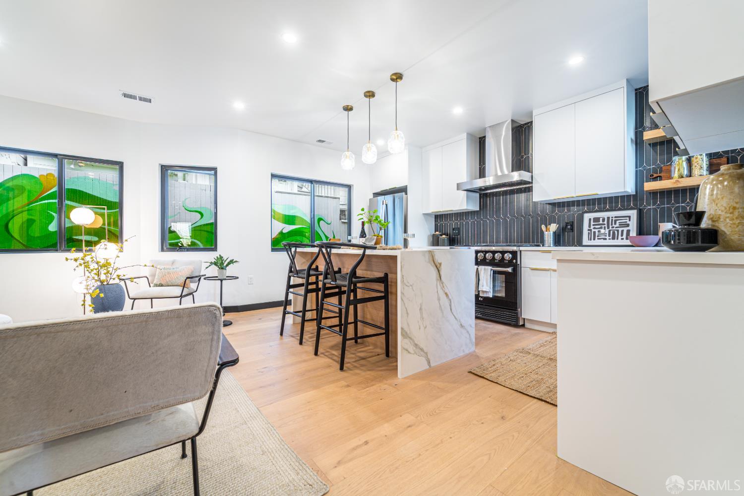 Detail Gallery Image 16 of 85 For 165 Valparaiso St, San Francisco,  CA 94133 - 4 Beds | 3 Baths