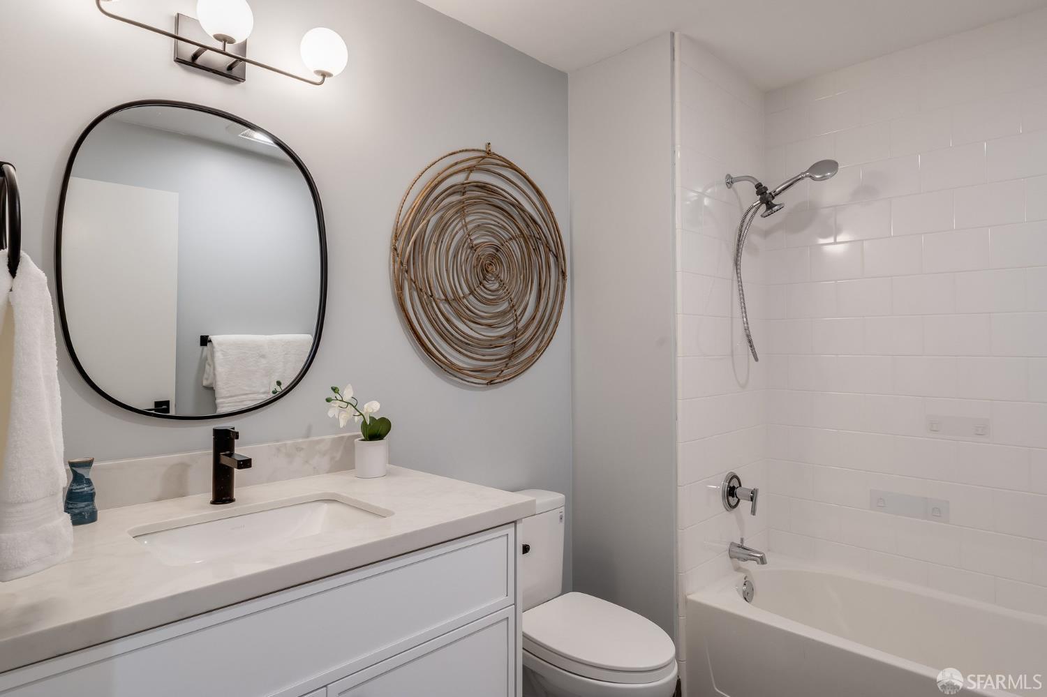 Photo #13: 426111105 Listing: Photo #13