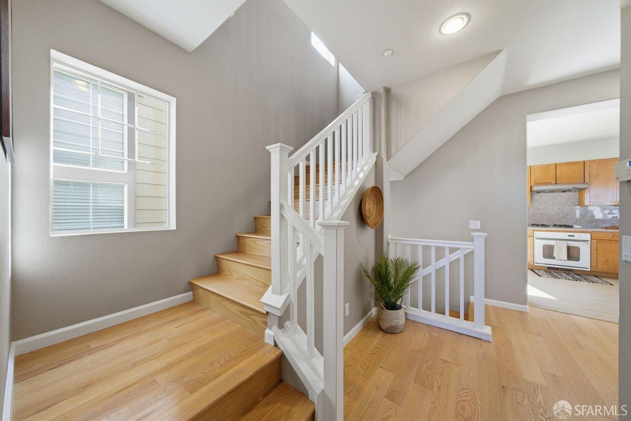 Detail Gallery Image 33 of 40 For 962 Martin Trl, Daly City,  CA 94014 - 4 Beds | 3 Baths