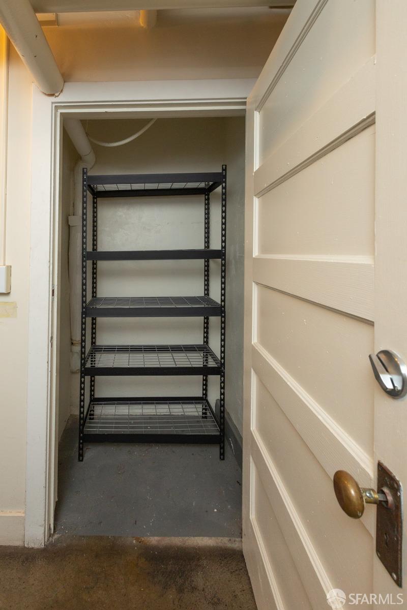 Detail Gallery Image 5 of 6 For 1298 Sacramento St #11,  San Francisco,  CA 94108 - 0 Beds | 1 Baths