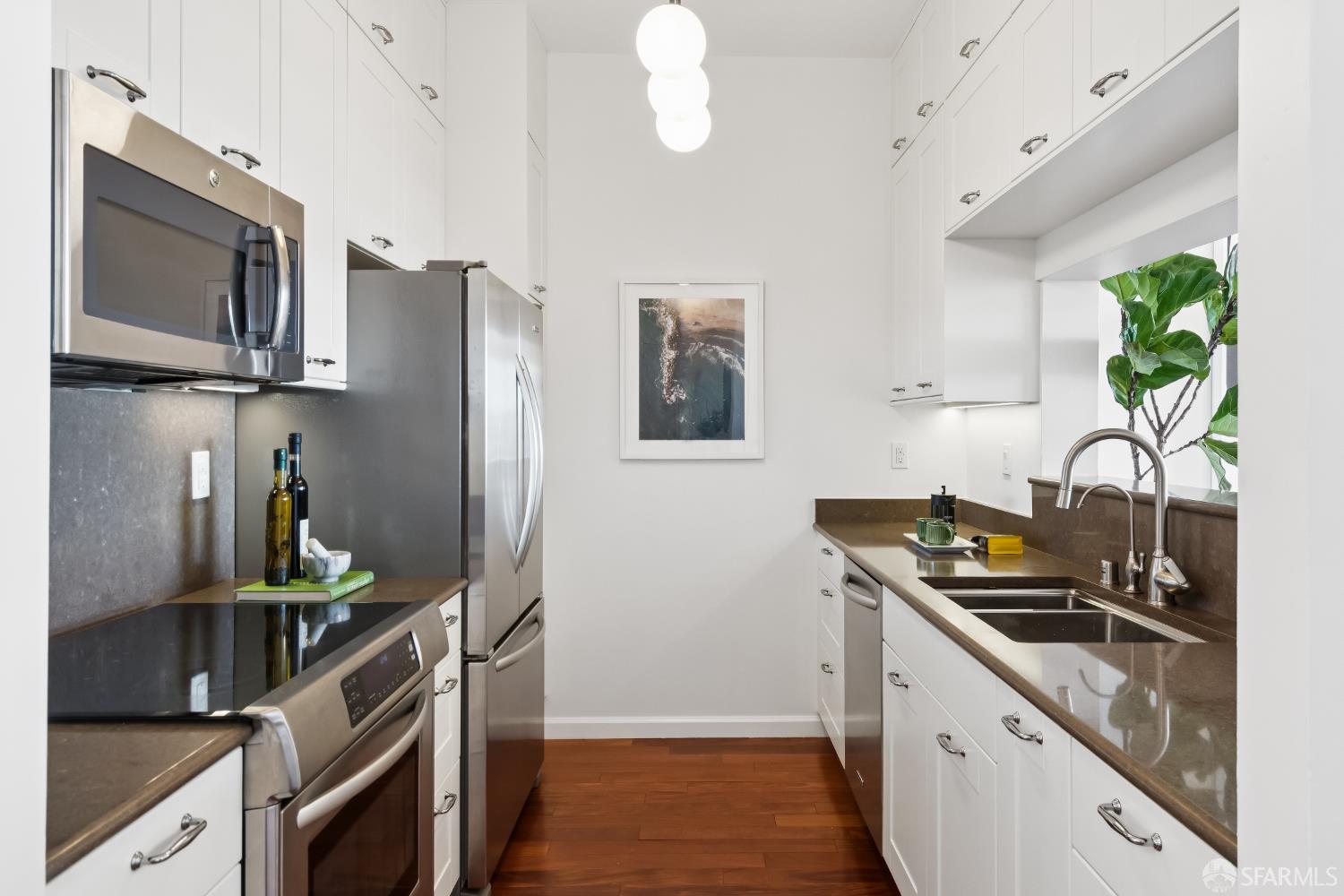 Detail Gallery Image 3 of 27 For 300 3rd St #1411,  San Francisco,  CA 94107 - 1 Beds | 1 Baths