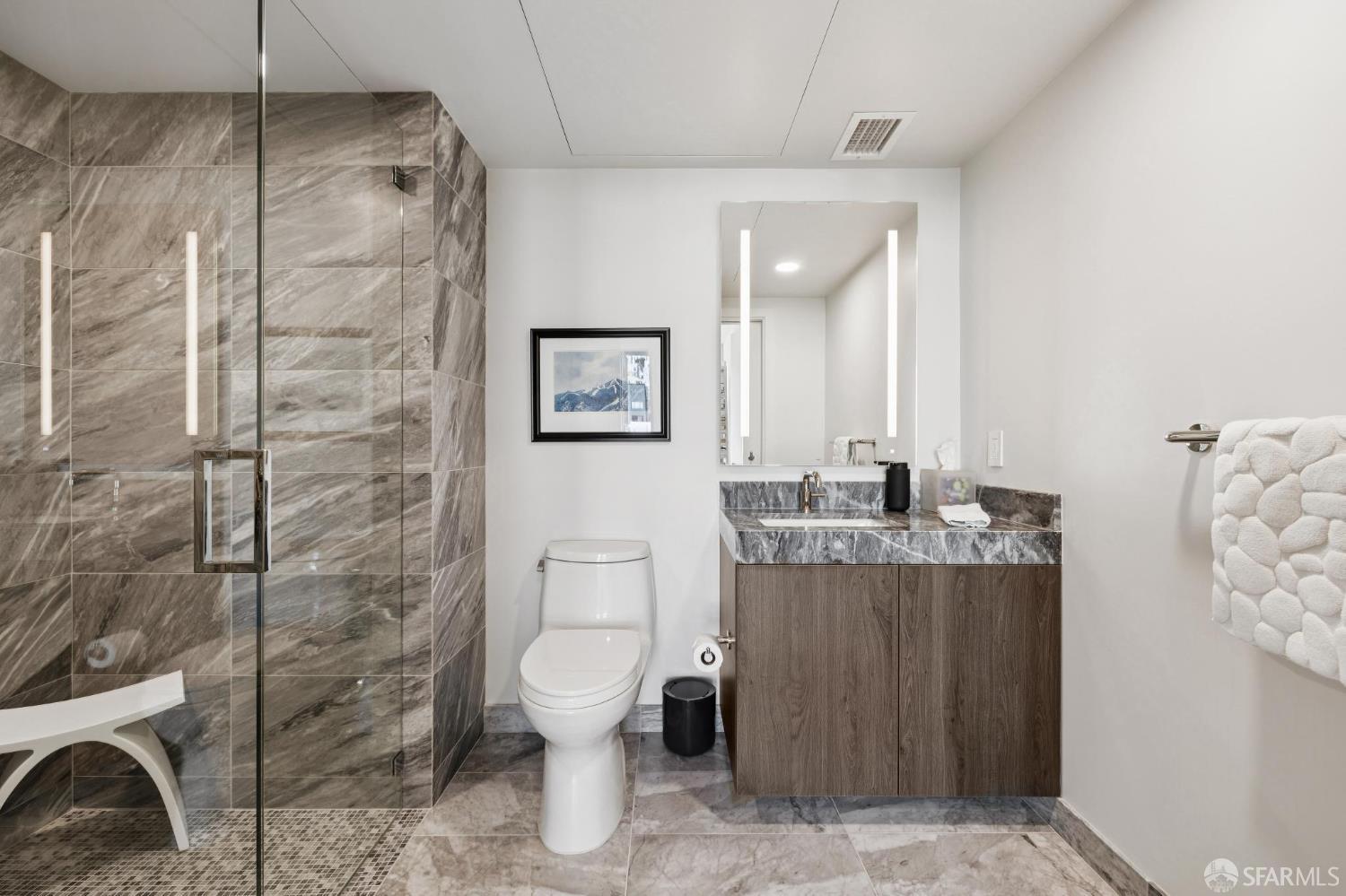 Detail Gallery Image 29 of 45 For 2525 Van Ness Ave #604,  San Francisco,  CA 94109 - 2 Beds | 2/1 Baths