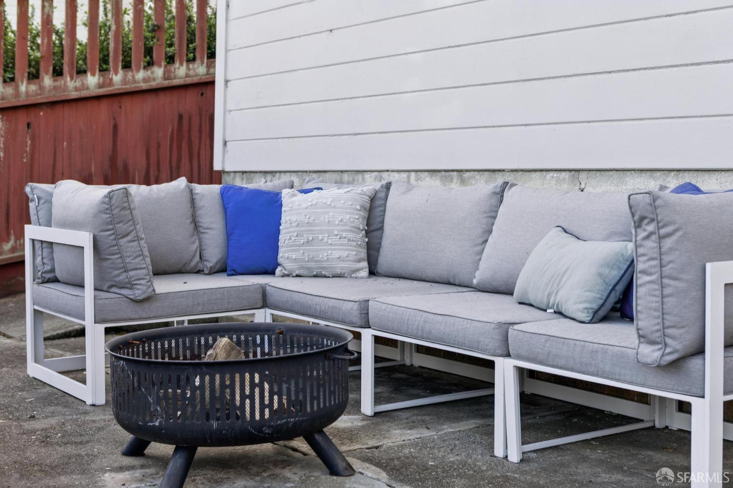 Detail Gallery Image 66 of 88 For 851 Bowdoin St, San Francisco,  CA 94134 - 4 Beds | 3 Baths