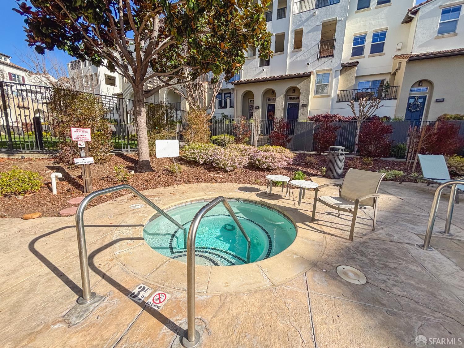 Detail Gallery Image 23 of 33 For 4138 Clarinbridge Cir, Dublin,  CA 94568 - 2 Beds | 2 Baths