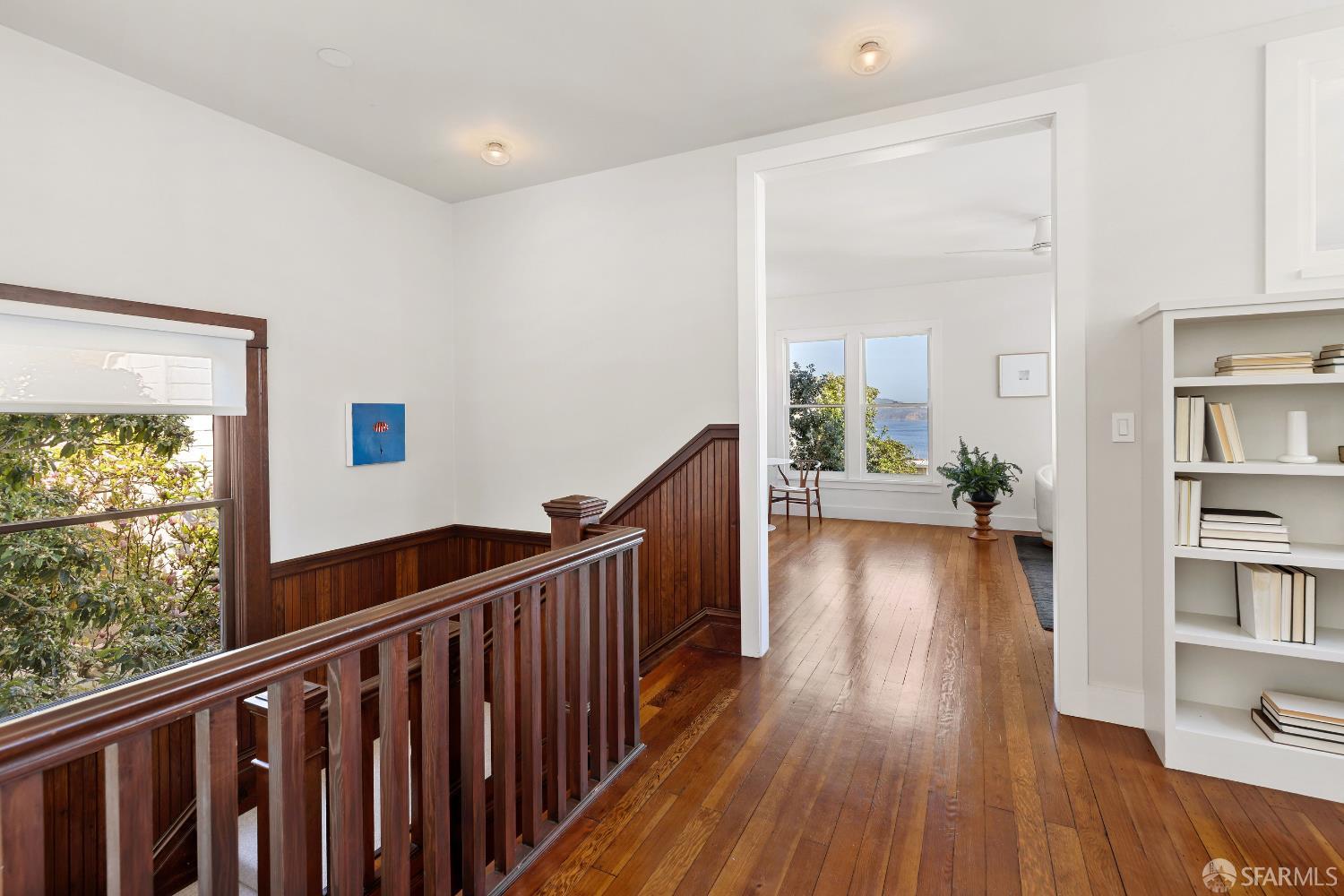 Detail Gallery Image 7 of 50 For 341 Lombard St, San Francisco,  CA 94133 - 4 Beds | 3/1 Baths