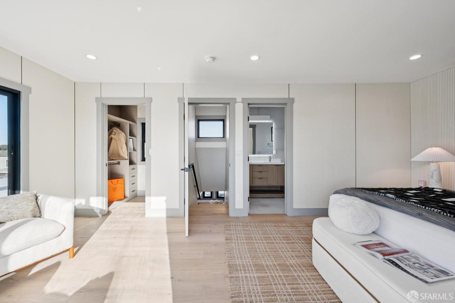 Detail Gallery Image 32 of 72 For 1371 34th Ave, San Francisco,  CA 94122 - 4 Beds | 4 Baths