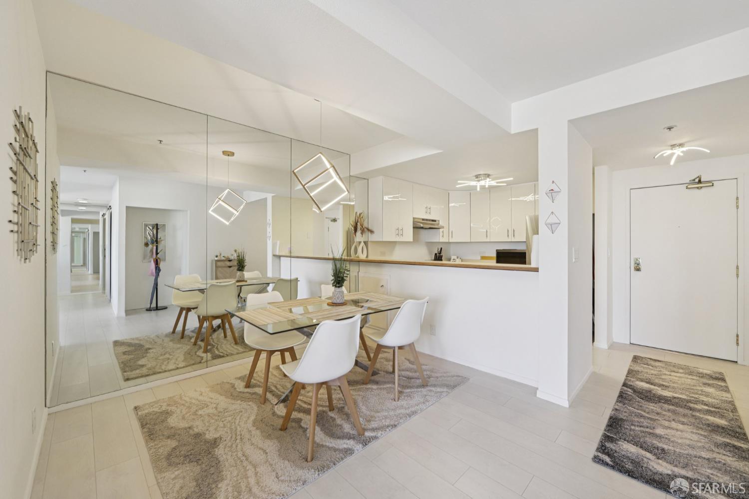 Detail Gallery Image 8 of 47 For 601 Van Ness Ave #1112,  San Francisco,  CA 94102 - 1 Beds | 1 Baths