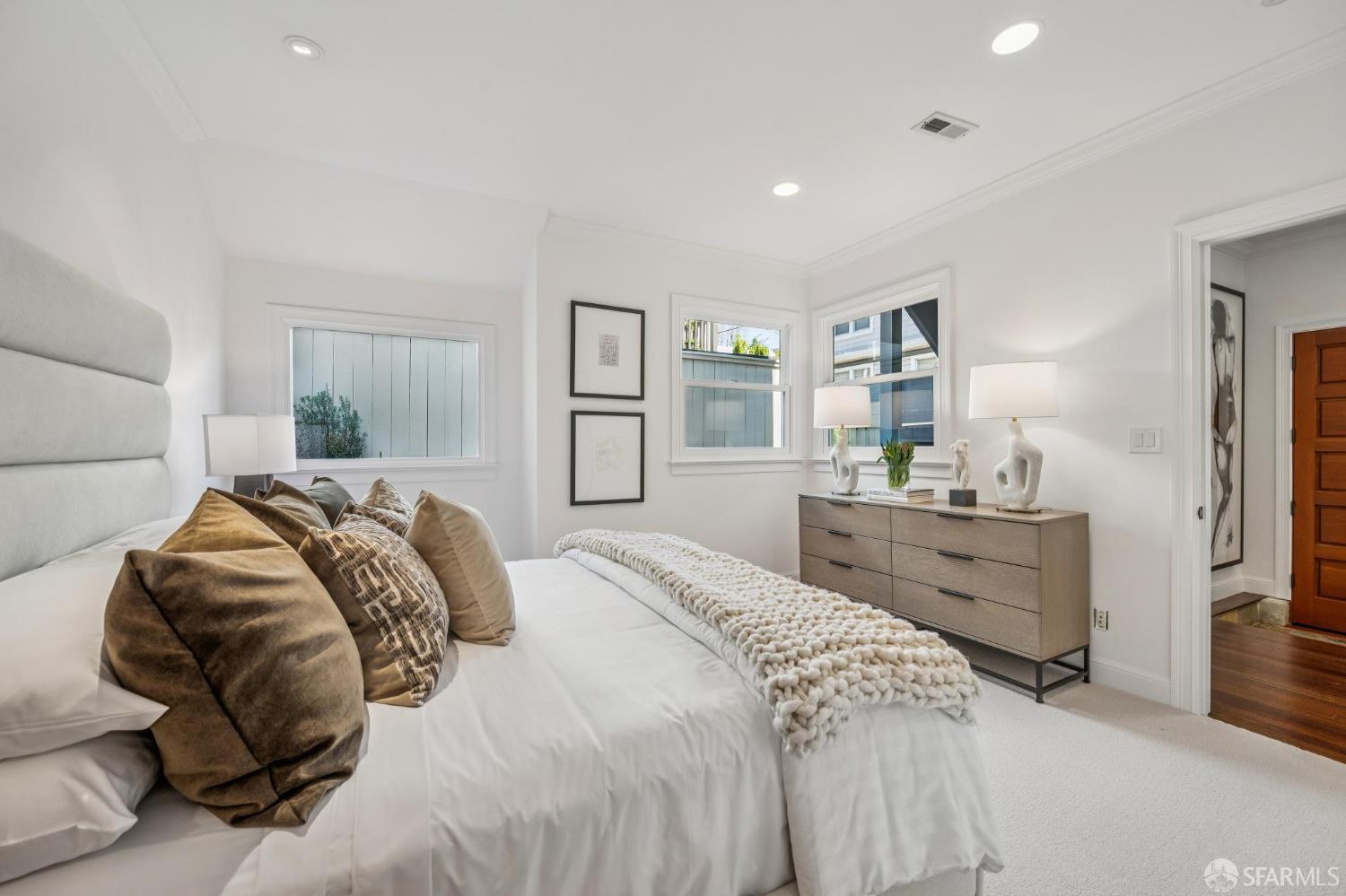 Detail Gallery Image 36 of 44 For 3640 17th St, San Francisco,  CA 94114 - – Beds | – Baths