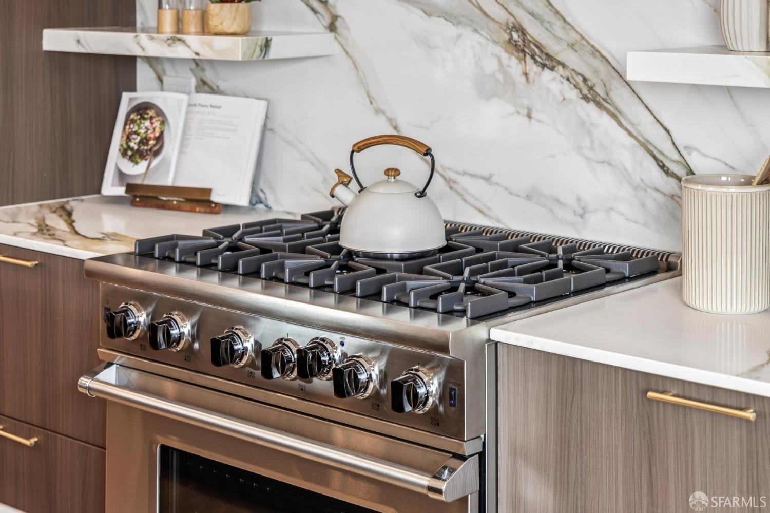 Detail Gallery Image 20 of 99 For 494 46th Ave, San Francisco,  CA 94121 - 4 Beds | 4 Baths