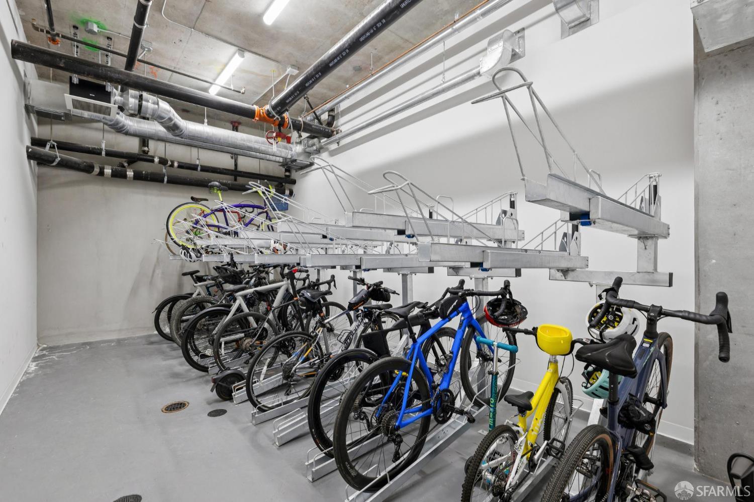 Detail Gallery Image 44 of 45 For 2525 Van Ness Ave #604,  San Francisco,  CA 94109 - 2 Beds | 2/1 Baths