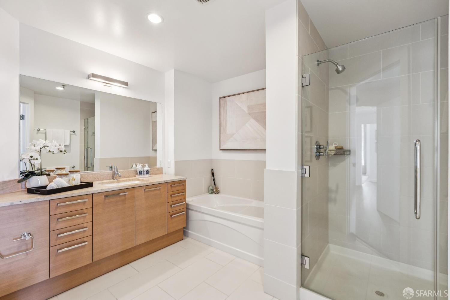 Detail Gallery Image 19 of 47 For 1 Hawthorne St 17f,  San Francisco,  CA 94105 - 2 Beds | 2 Baths