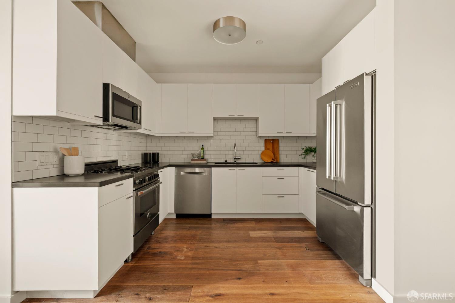 Photo #20: 426111637 Listing: Photo #20