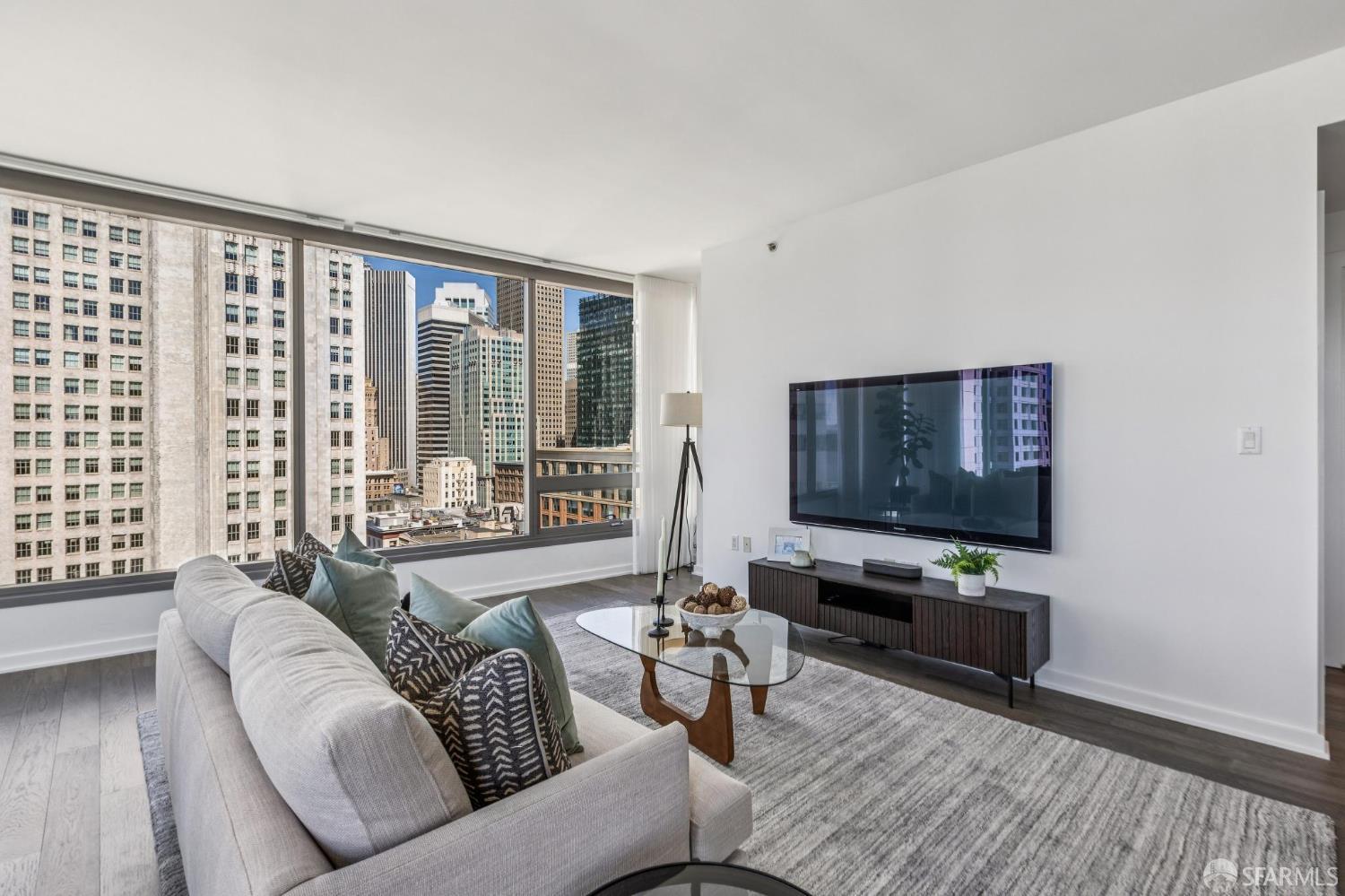 Detail Gallery Image 10 of 47 For 1 Hawthorne St 17f,  San Francisco,  CA 94105 - 2 Beds | 2 Baths