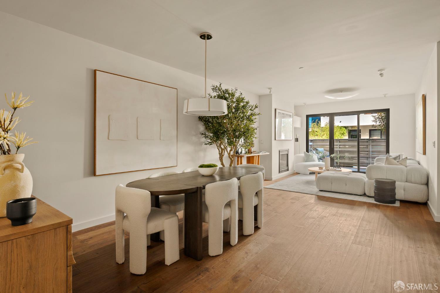 Photo #3: 426111637 Listing: Photo #3