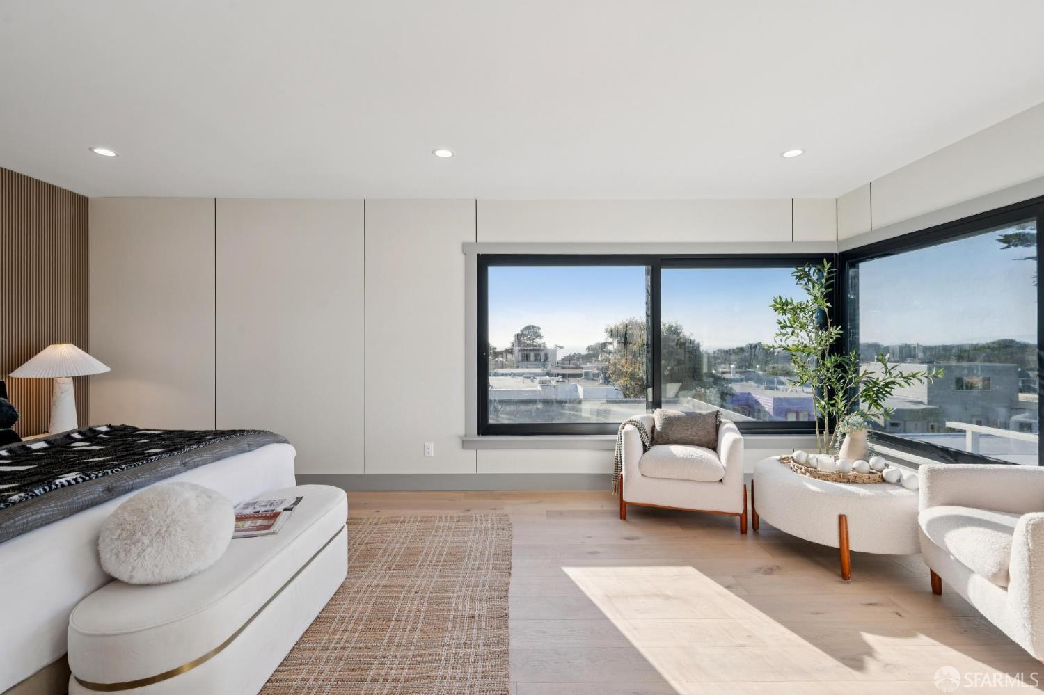 Detail Gallery Image 23 of 72 For 1371 34th Ave, San Francisco,  CA 94122 - 4 Beds | 4 Baths