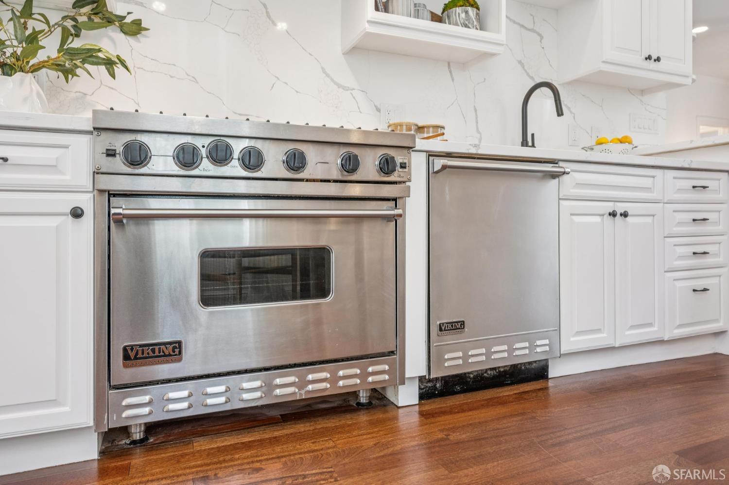 Detail Gallery Image 5 of 19 For 3640 17th St, San Francisco,  CA 94114 - 1 Beds | 1 Baths