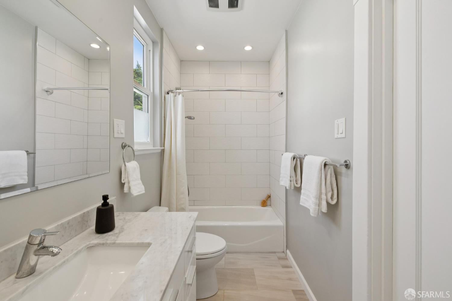 Detail Gallery Image 62 of 94 For 754 30th Ave, San Francisco,  CA 94121 - 4 Beds | 2/1 Baths