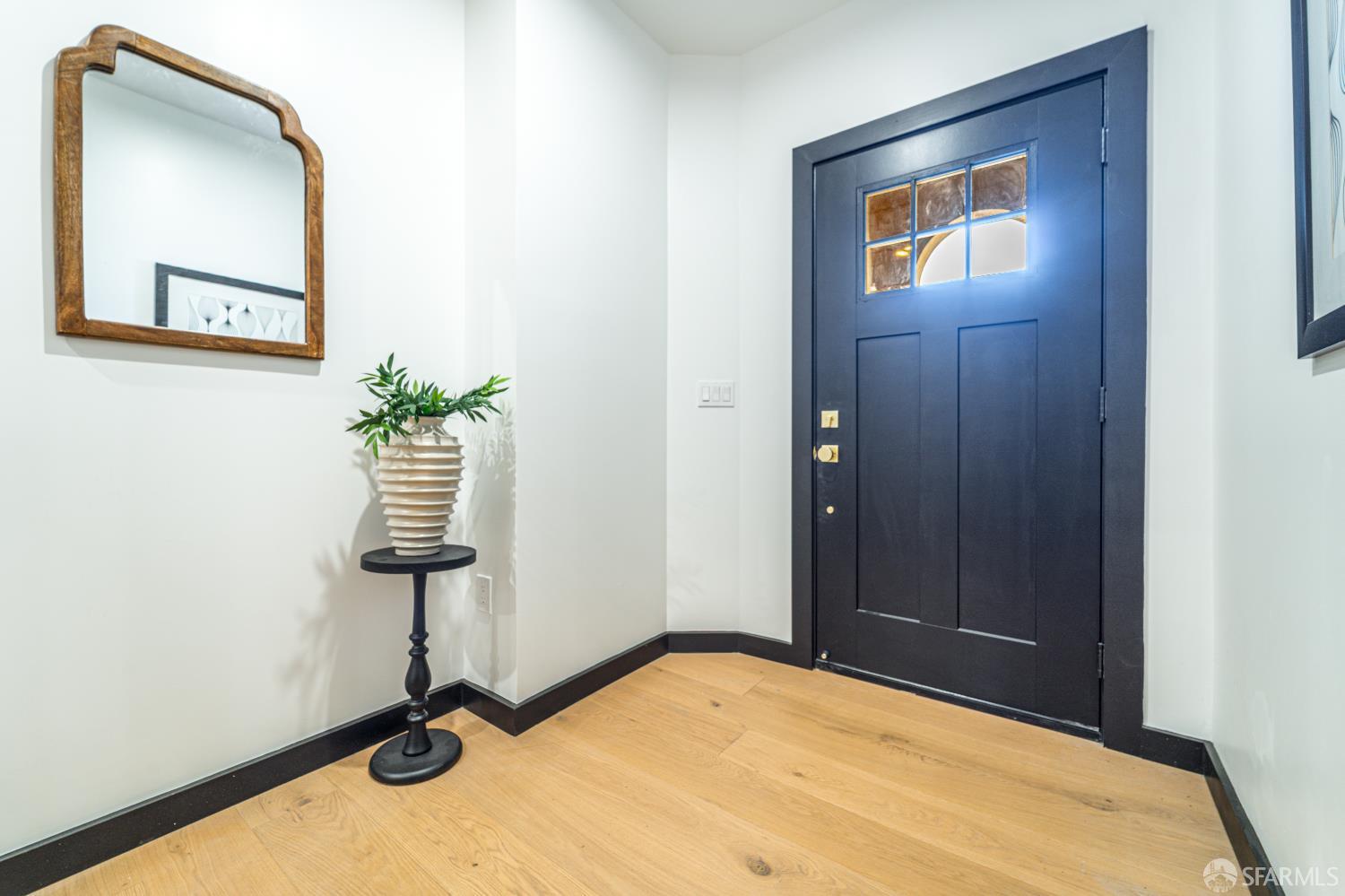 Detail Gallery Image 31 of 85 For 165 Valparaiso St, San Francisco,  CA 94133 - 4 Beds | 3 Baths