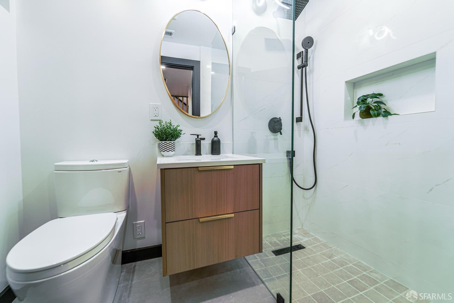 Detail Gallery Image 34 of 85 For 165 Valparaiso St, San Francisco,  CA 94133 - 4 Beds | 3 Baths