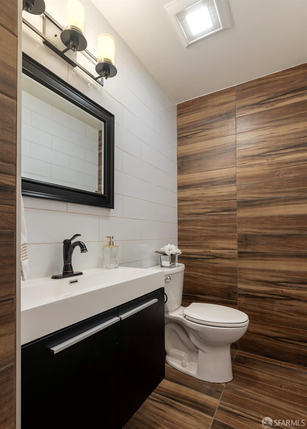 Detail Gallery Image 15 of 27 For 428 17th Ave, San Francisco,  CA 94121 - 2 Beds | 2 Baths