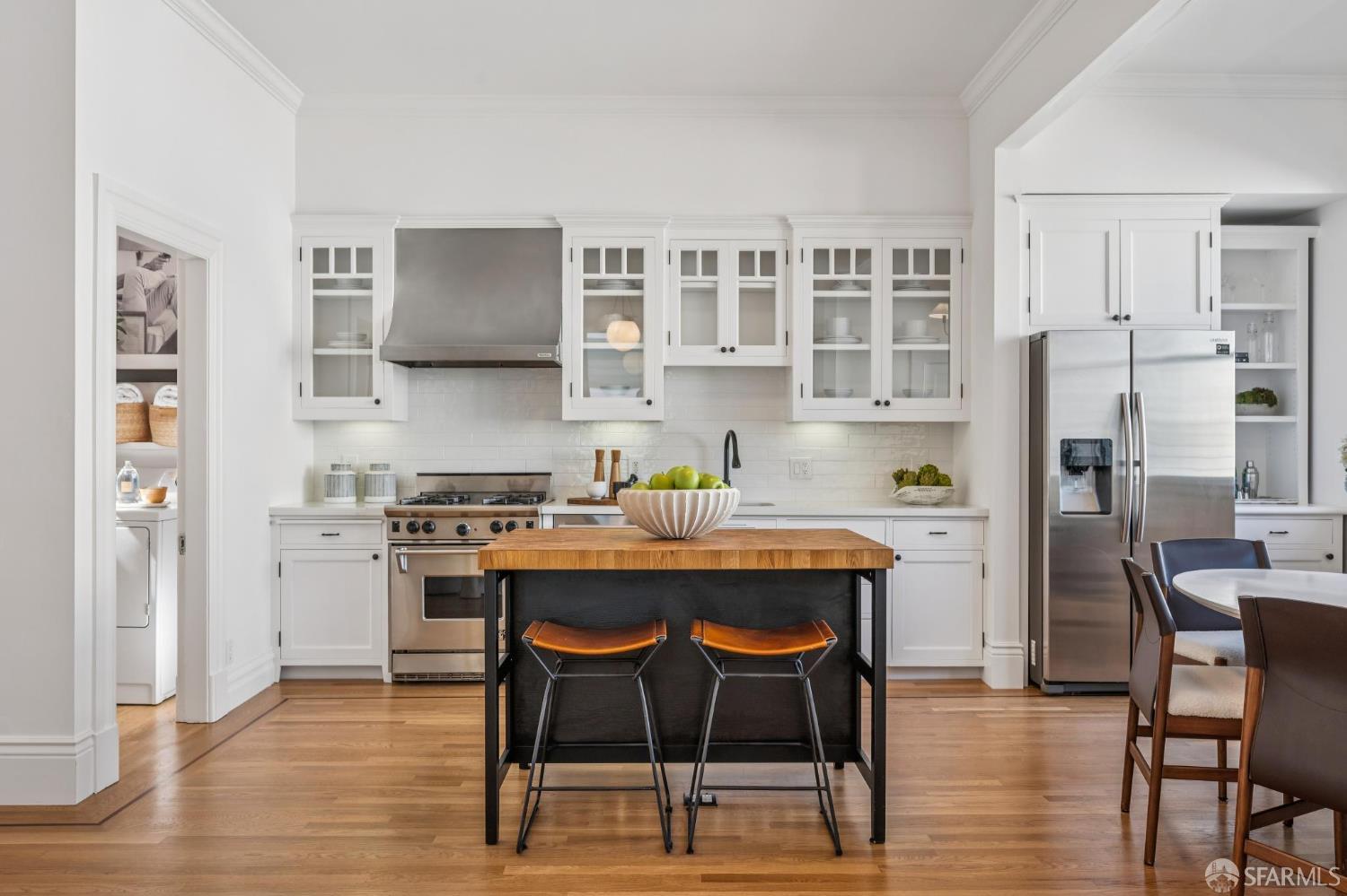 Detail Gallery Image 14 of 26 For 3642 17th St, San Francisco,  CA 94114 - 3 Beds | 1 Baths