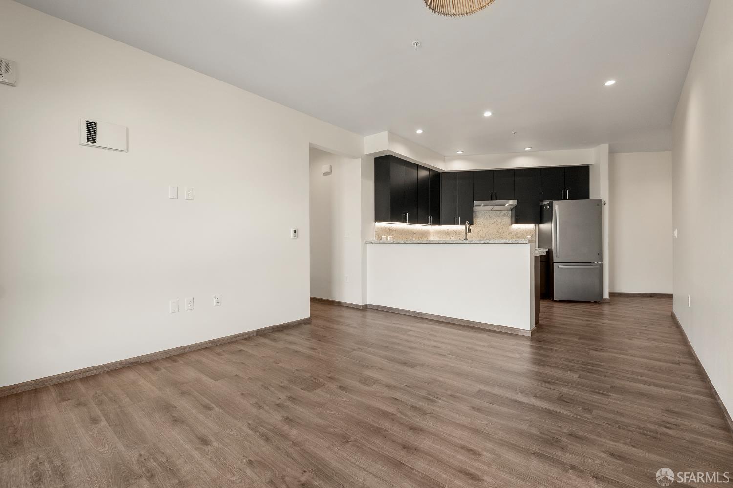 Detail Gallery Image 18 of 63 For 3535 Wawona St #311,  San Francisco,  CA 94116 - 2 Beds | 2 Baths