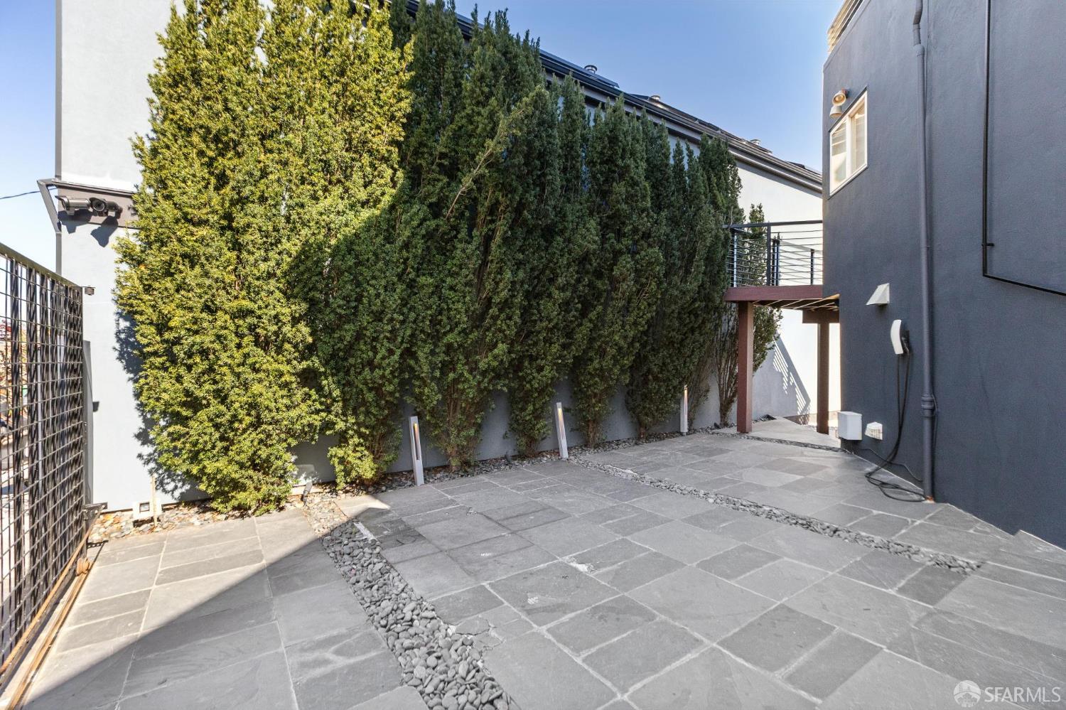 Detail Gallery Image 45 of 53 For 190 Rutledge St, San Francisco,  CA 94110 - 3 Beds | 3 Baths