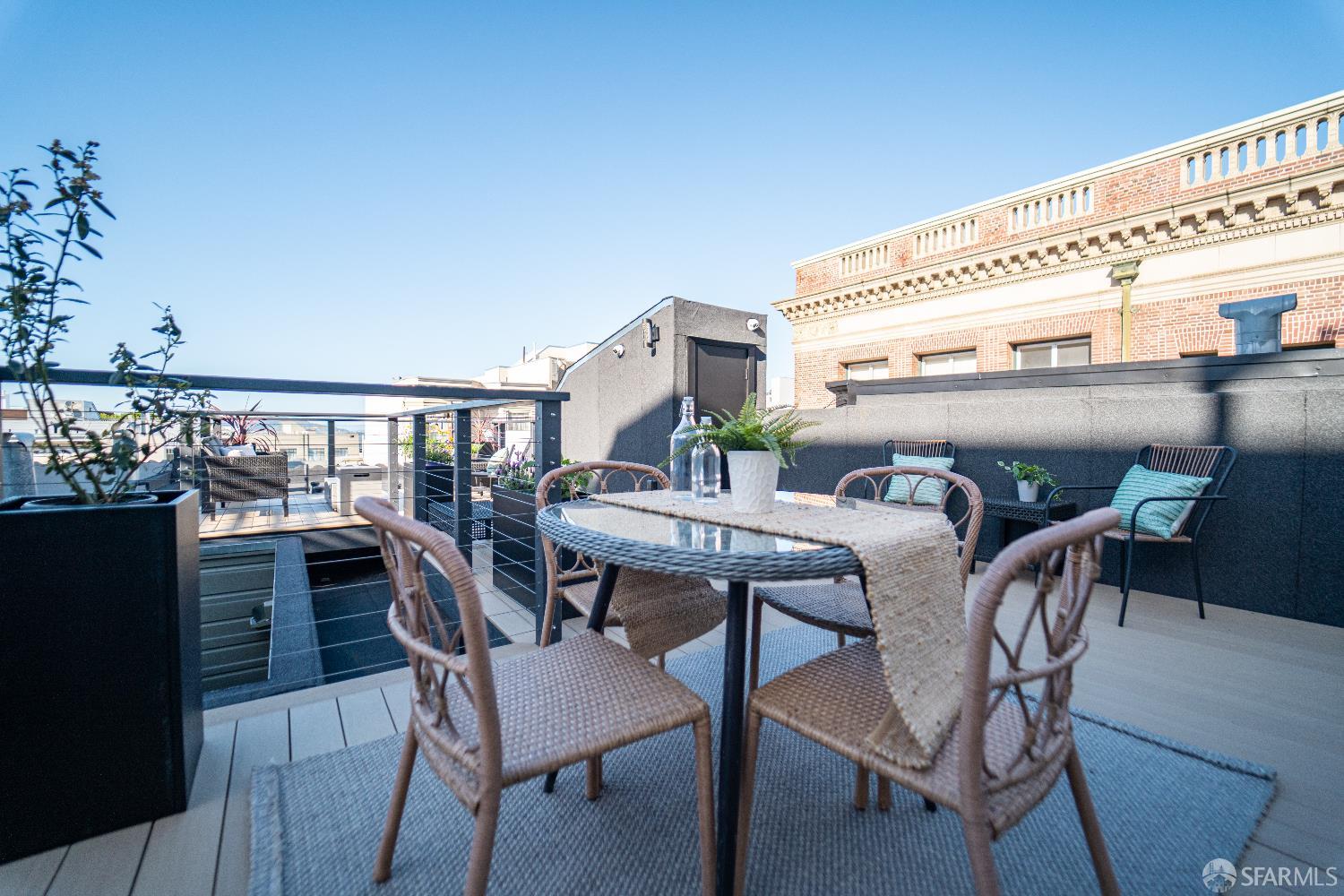 Detail Gallery Image 5 of 85 For 165 Valparaiso St, San Francisco,  CA 94133 - 4 Beds | 3 Baths