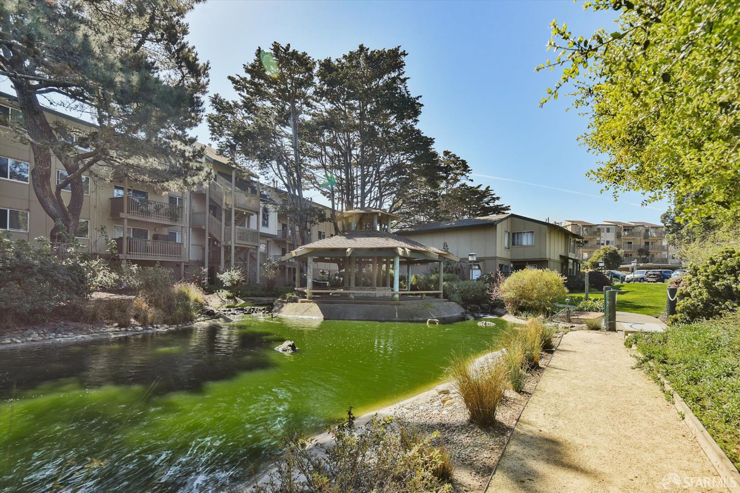 Detail Gallery Image 34 of 44 For 377 Mandarin Dr #105,  Daly City,  CA 94015 - 1 Beds | 1 Baths